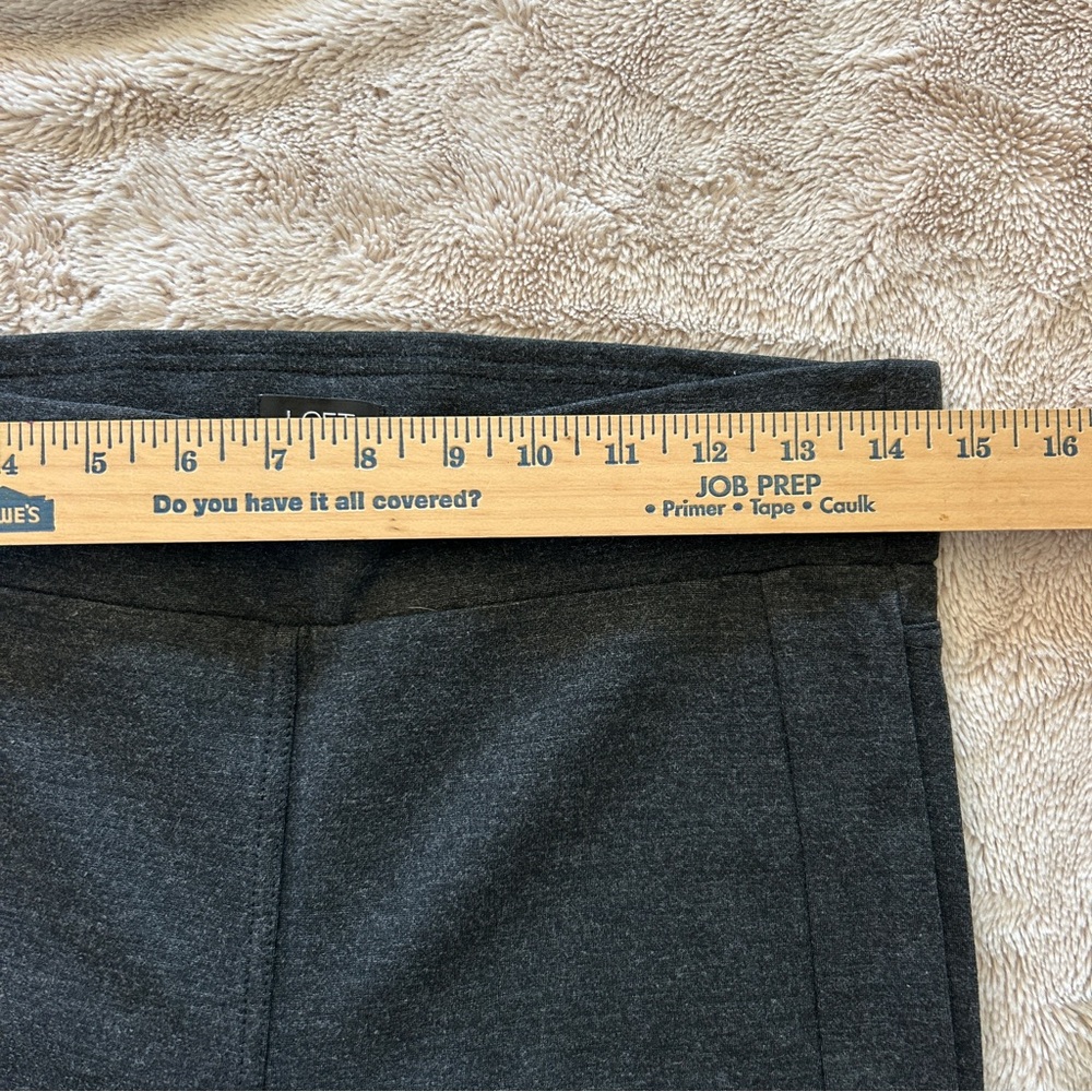 LOFT Seamed Ponte Knit Pants Grey, Size Medium - Picture 4 of 9